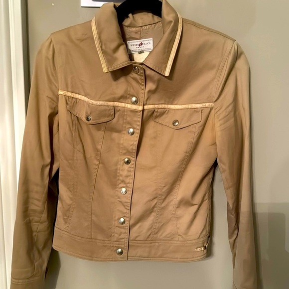 Vertigo Paris tan cropped button up jacket - Picture 1 of 4